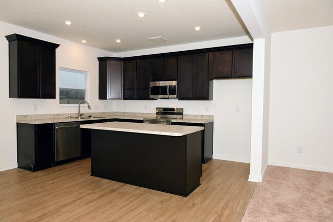 Photo - 130 Dusky Willow Dr