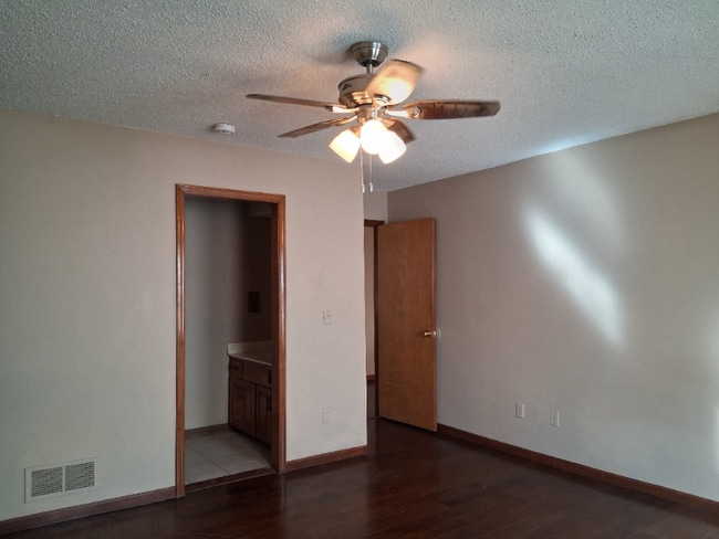 Photo - 10814 W 116th Terrace