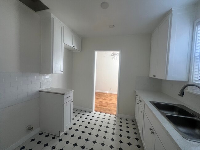 Photo - 4206 Leimert Blvd Unit 4212