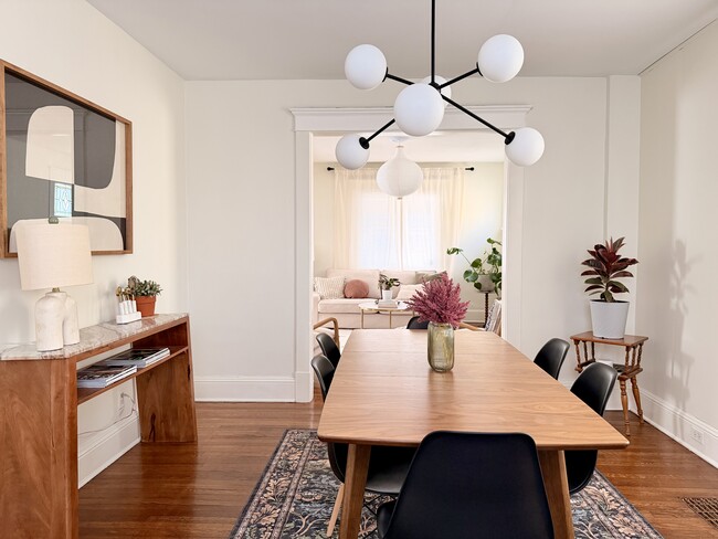 Photo - 175 W Hazeltine Ave