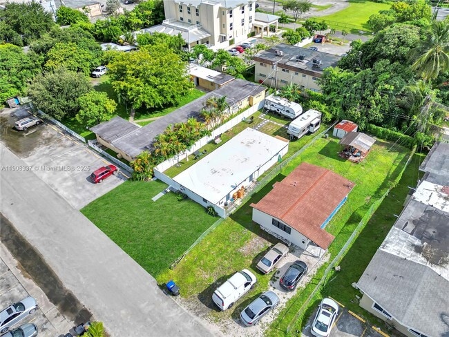 Photo - 6036 Polk St Unit 4