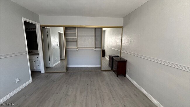 Building Photo - 4151 Gannet Cir Unit 378