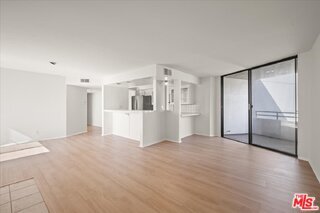 Photo - 15480 Antioch St