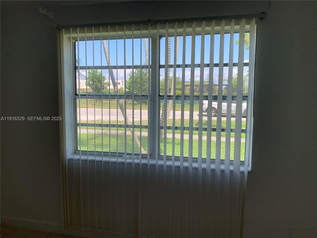 Photo - 1370 NE 119th St Unit 137003