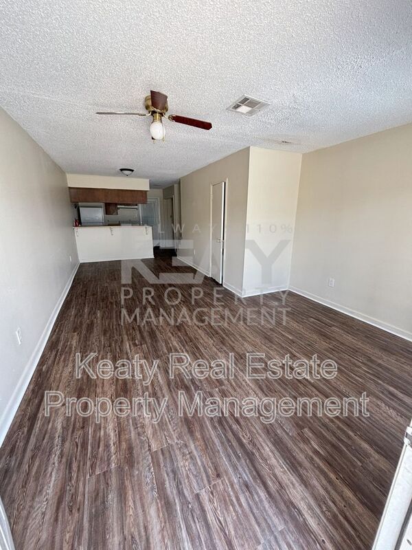 Photo - 424 Failla Rd