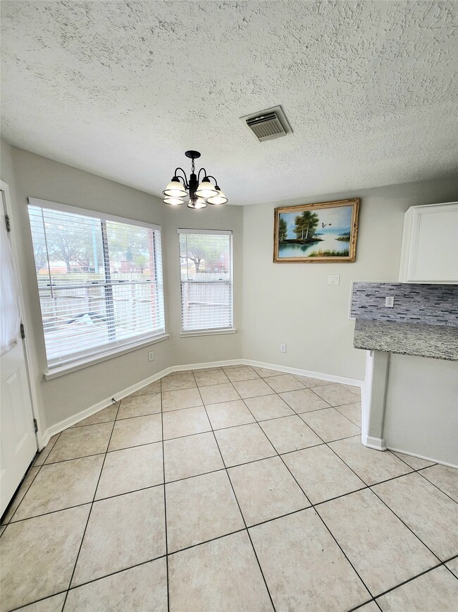 Photo - 14335 Berrington Dr