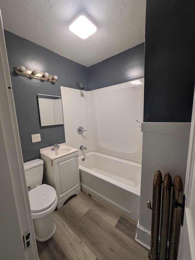 Photo - 74 Hilton St Unit 2
