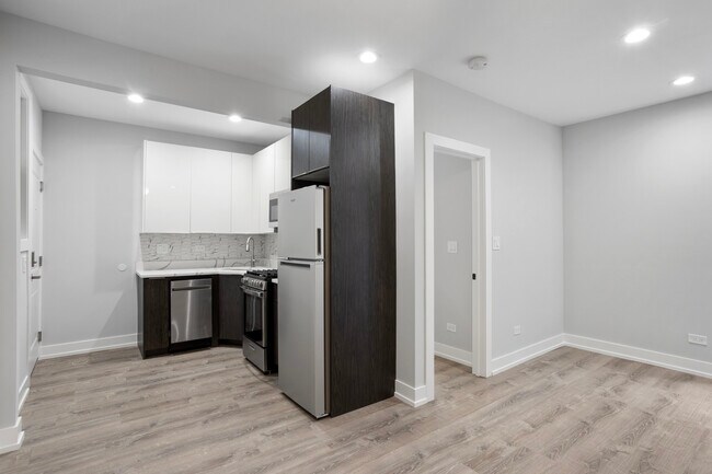 Photo - 1651 W Jonquil Terrace Unit 10