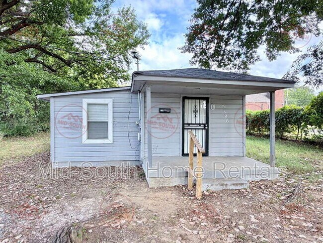 3100 Travis Rd