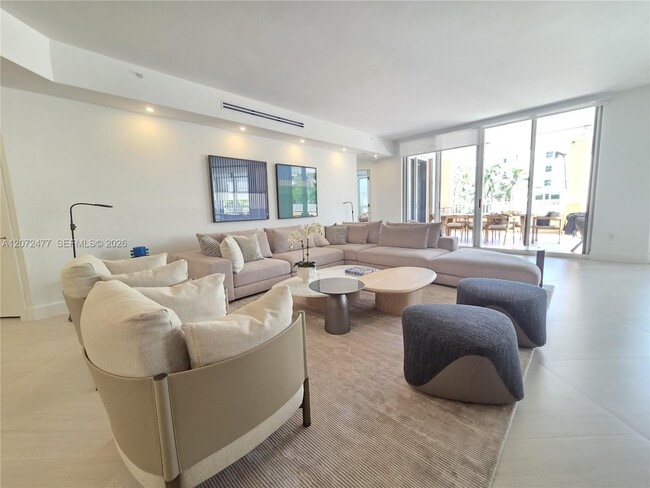 Photo - 739 Crandon Blvd Unit 202