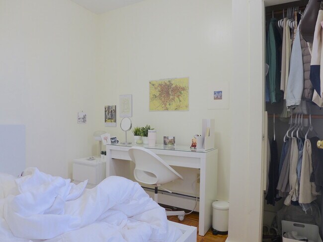 Photo - 6 Worthington St