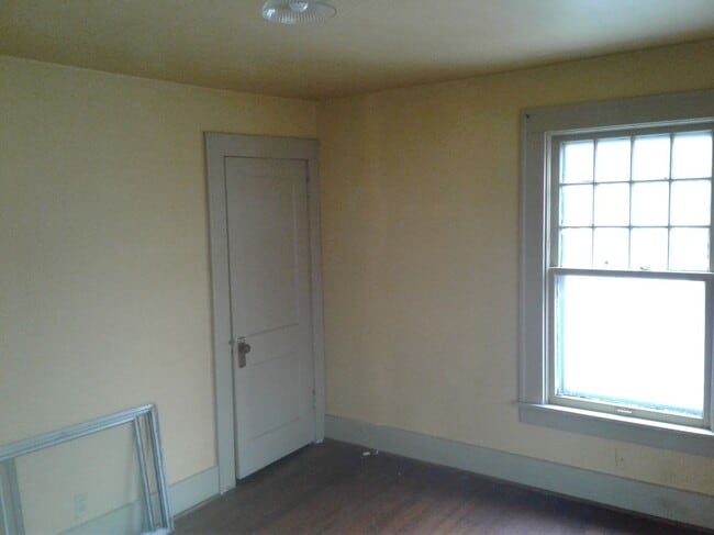 Photo - 2065 S 5th St