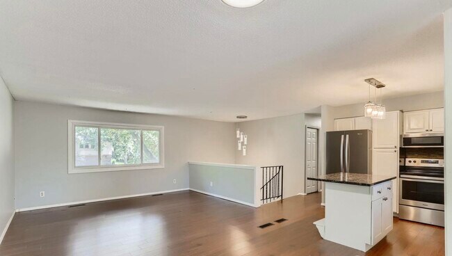 Photo - Immediate Move In.