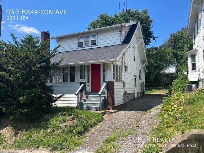 Building Photo - 949 Harrison Ave Rental