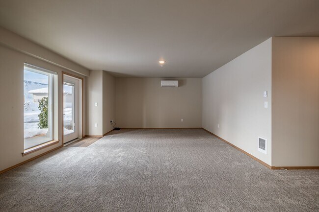 Photo - Large 2 Bedroom 2 Bath Apartment with Many Amenities Unit 211