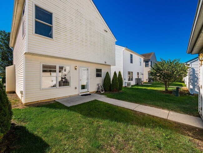 Photo - 135 Saratoga St