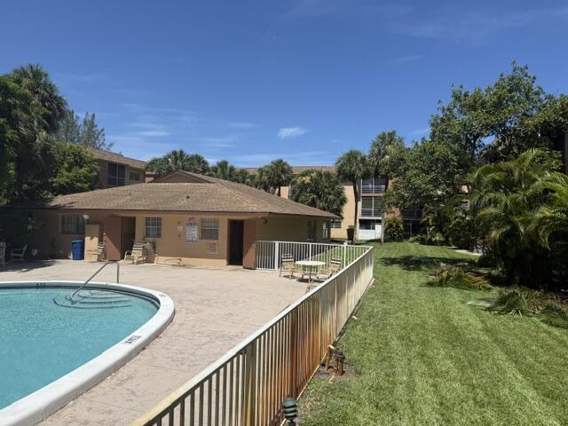 Photo - 4141 NW 26th St