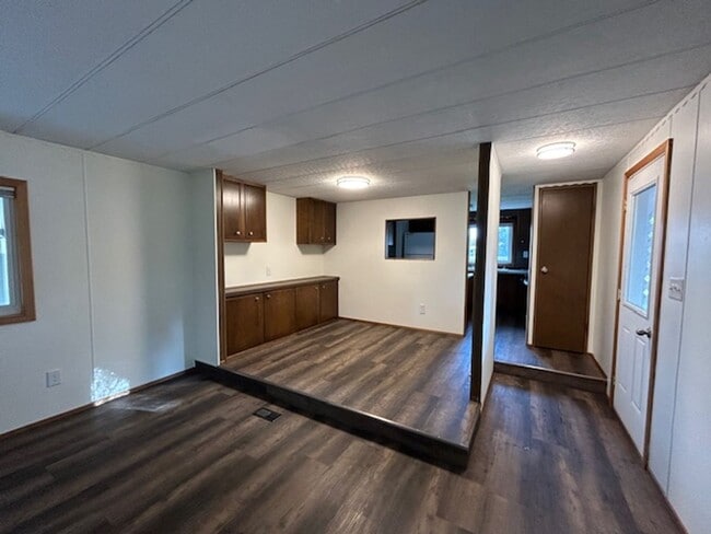 Photo - Quiet 2 bed 1 bath in Hamilton