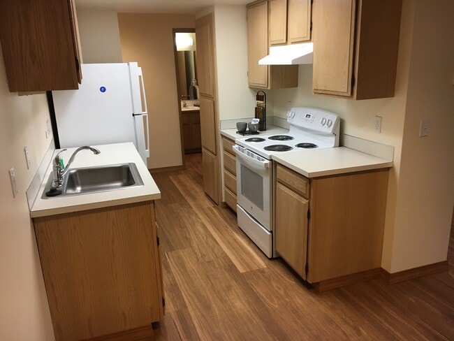 Photo - Meridian Place Apartments