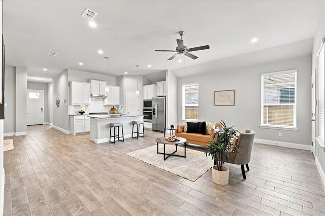 Photo - 2704 Starling St