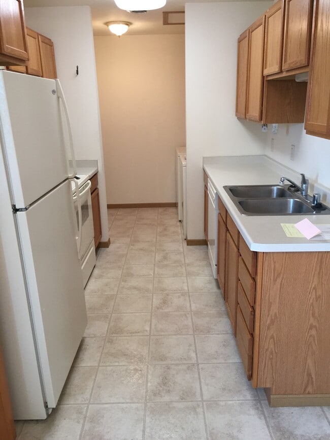 Photo - 618 Westwynd Ct Unit D