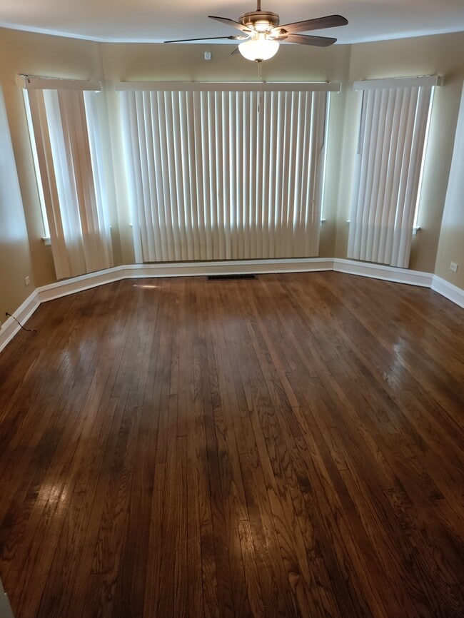 Photo - 7645 S Throop St Unit 2