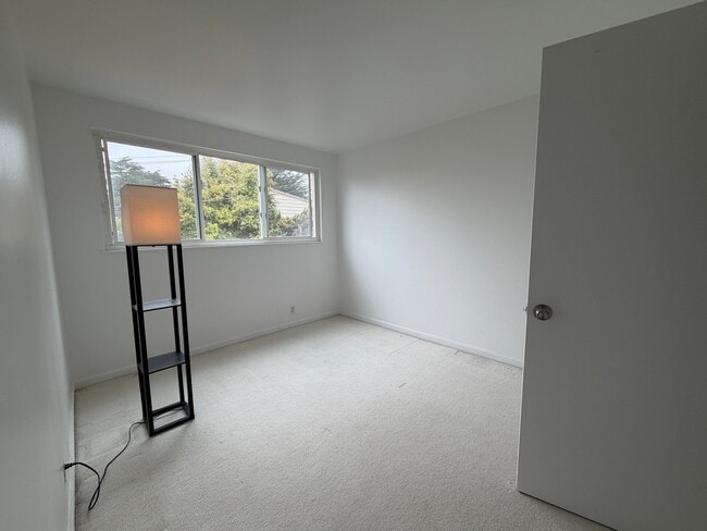 Photo - 12 Parkside Ave