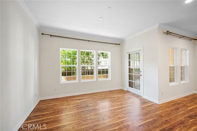 Photo - 415 E Dryden St