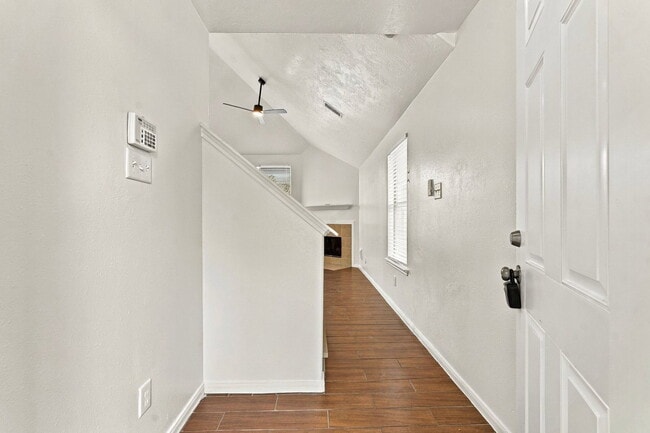 7842 Winding Creek View