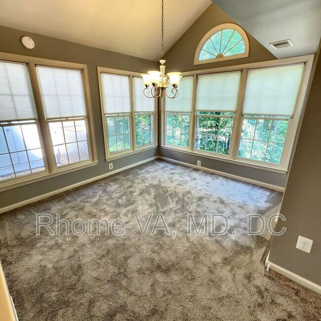 Photo - 1404 Church Hill Pl