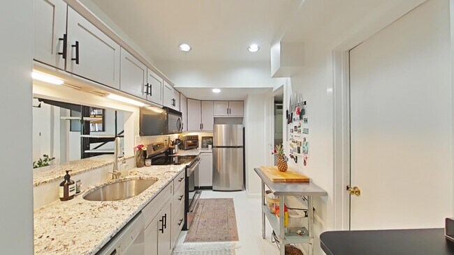 Photo - 125 Washington St Unidad 306