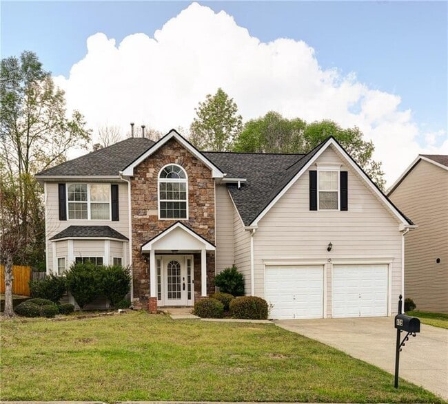 Building Photo - 635 Moonlight Way