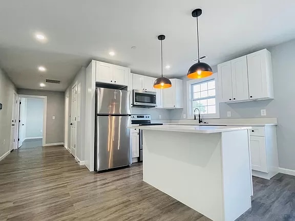 Photo - 487 Lincoln St