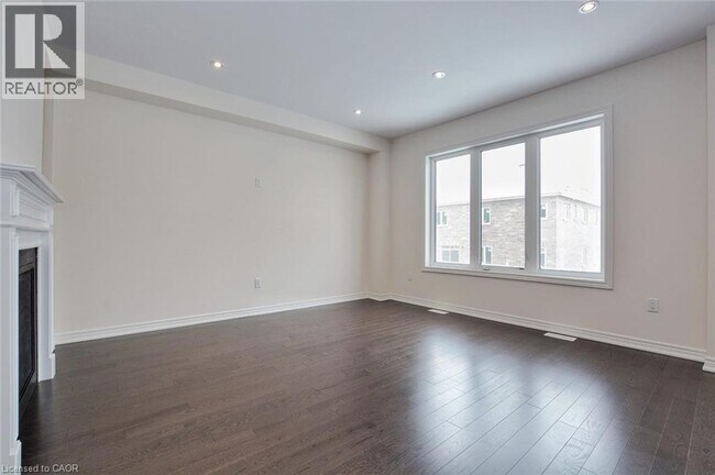 39 Morrison Dr