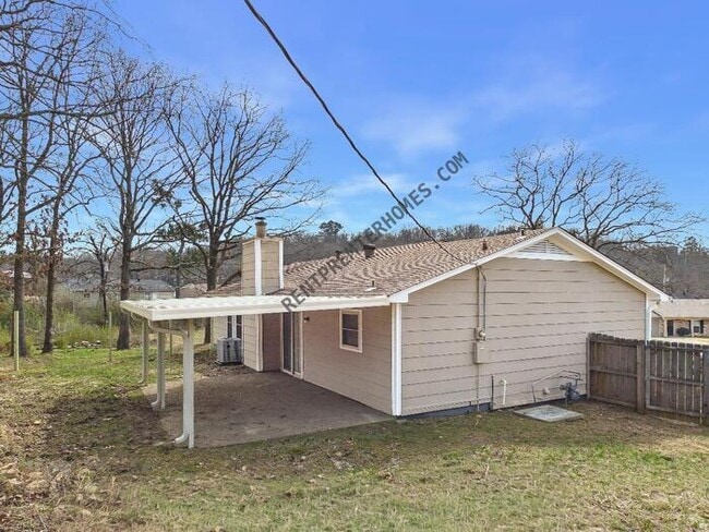 Photo - 20 Fox Den Ct