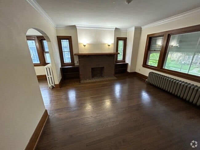 Building Photo - 556 N 63rd St Rental