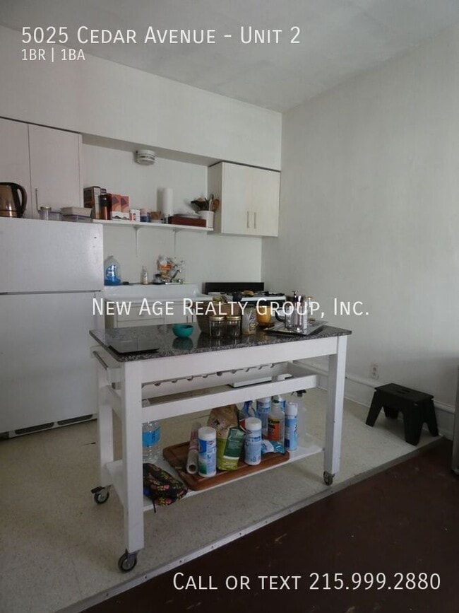 Photo - 5025 Cedar Ave Unit 2