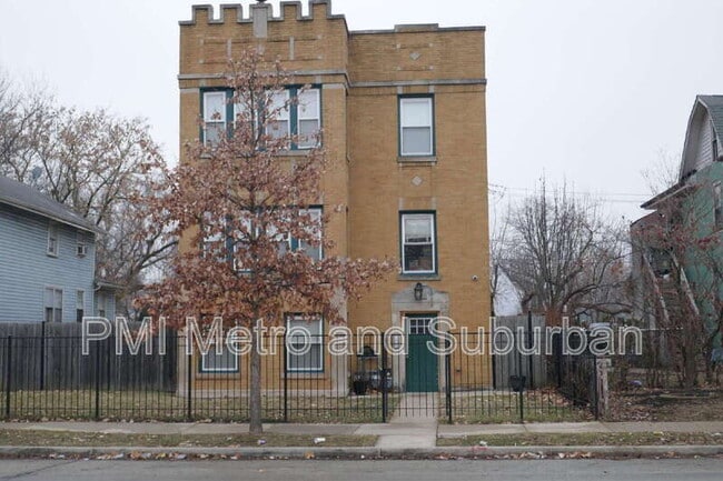 Building Photo - 1832 Dodge Ave Unit 1