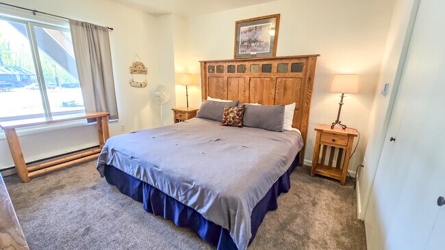 Photo - 1505 Broadway Ave S Unit 206