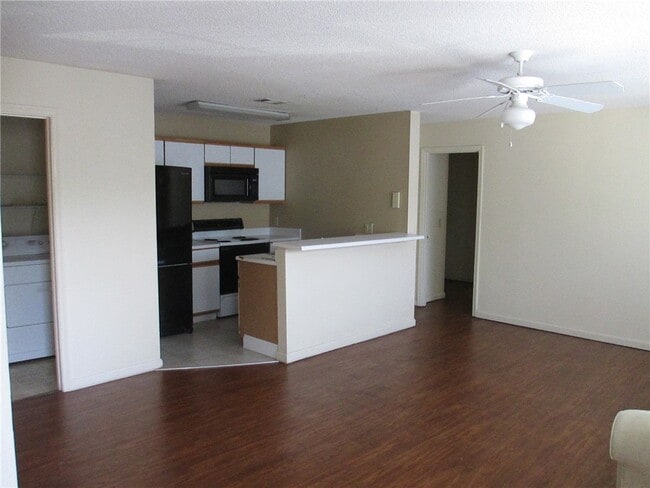 Building Photo - 155 Anderson Hwy Unit #1030