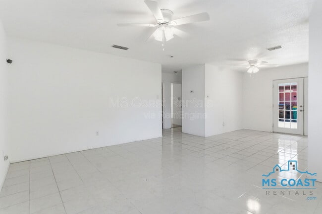 Photo - 167 Daisy St