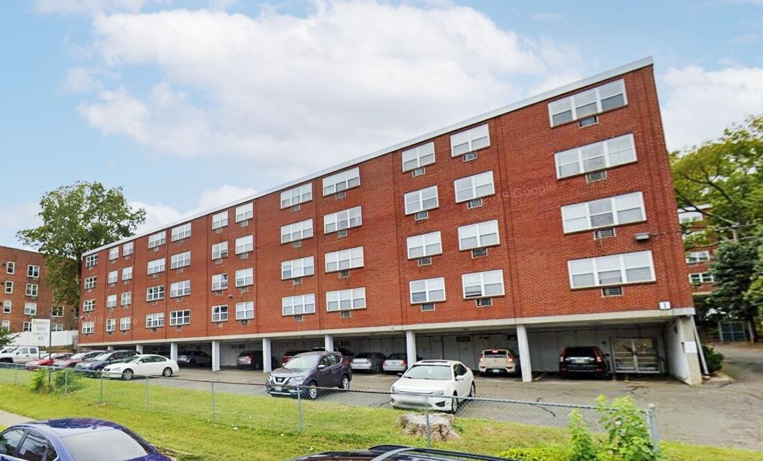 SHEFFIELD HEIGHTS LLC - SHEFFIELD HEIGHTS LLC Apartments