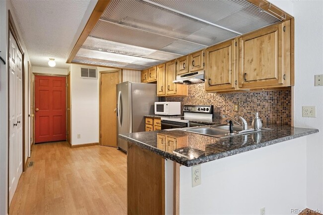 Photo - 11540 W 70th Pl Unidad A