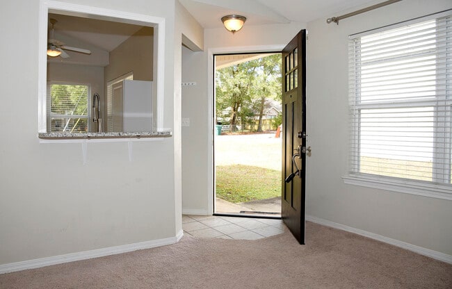 Photo - 114 Quince Ave