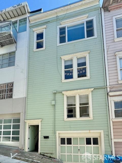 Building Photo - 40 Genoa Pl Rental