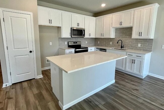 8352 Child's Cove