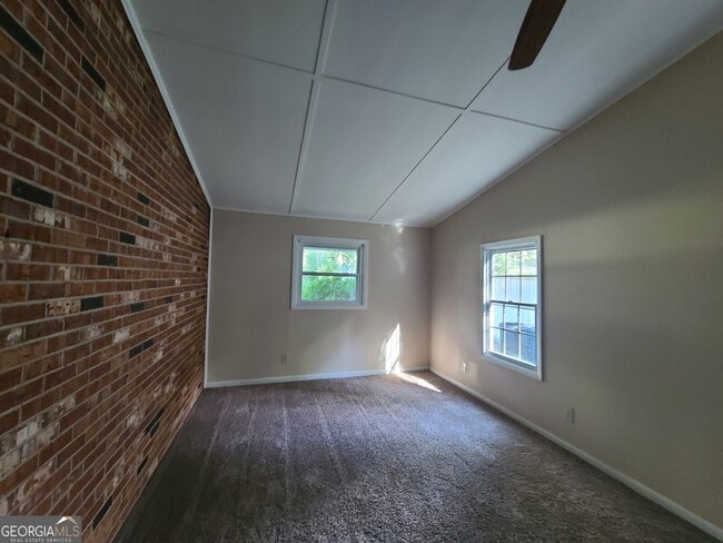 Photo - 6324 Natha Ave