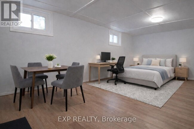 Photo - 861 Cosburn Ave.