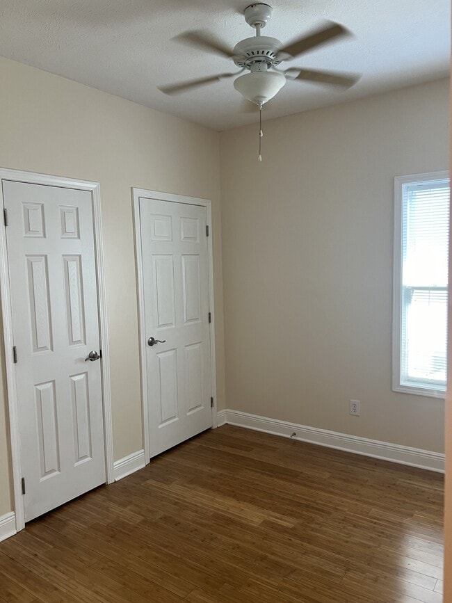 Photo - 306 St Francis St