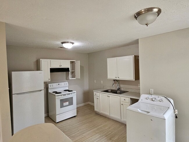 Photo - Lawrence Rd 227-229 (Duplex) Unit Lawrence Rd 229